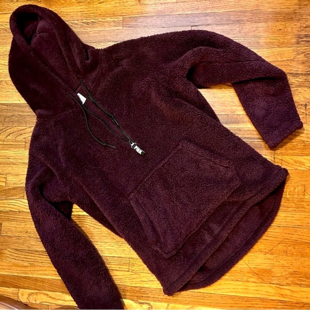 PINK VS Sherpa Fleece